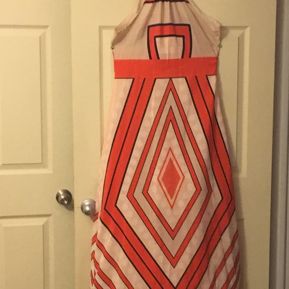 Selling six dresses and a jumpsuits for $25. Each. - Picture 5 of 7
